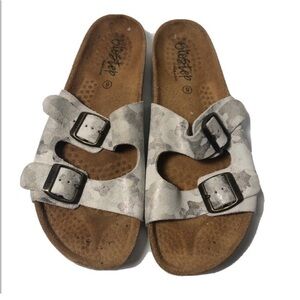 BioStep Camo leather footbed sandals. Made in Spain. Size 9.